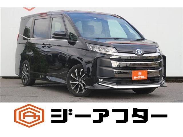 TOYOTA / NOAH HYBRID
