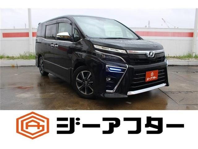 TOYOTA / VOXY