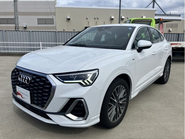 AUDI / AUDI Q3 SPORTBACK