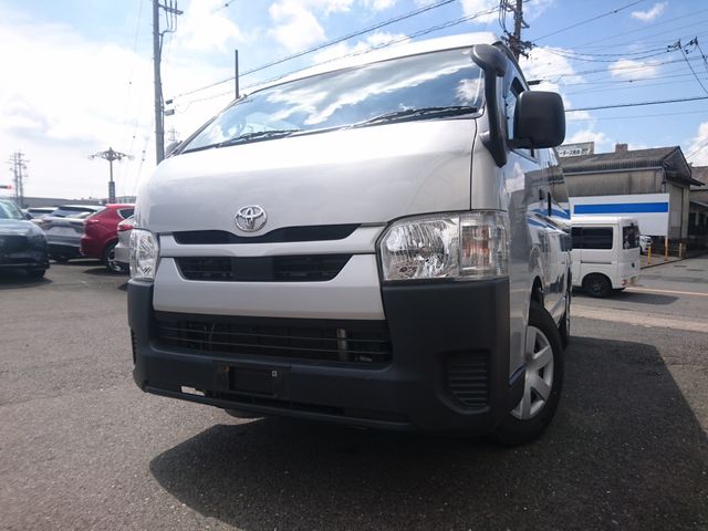 TOYOTA / HIACE van 1.15t 2WD