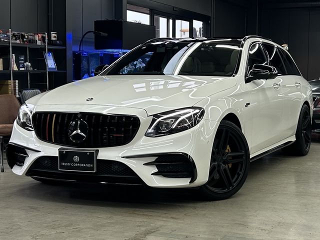 MERCEDES BENZ / MERCEDES AMG E station wagon