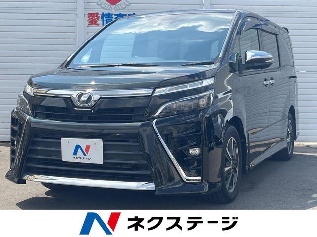 TOYOTA / VOXY