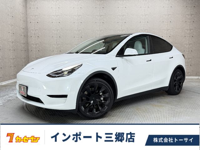 TESLA / TESLA MODEL Y