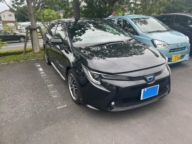 TOYOTA / COROLLA TOURING HYBRID