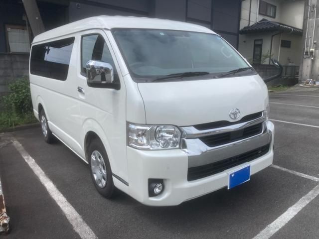 TOYOTA / HIACE wagon