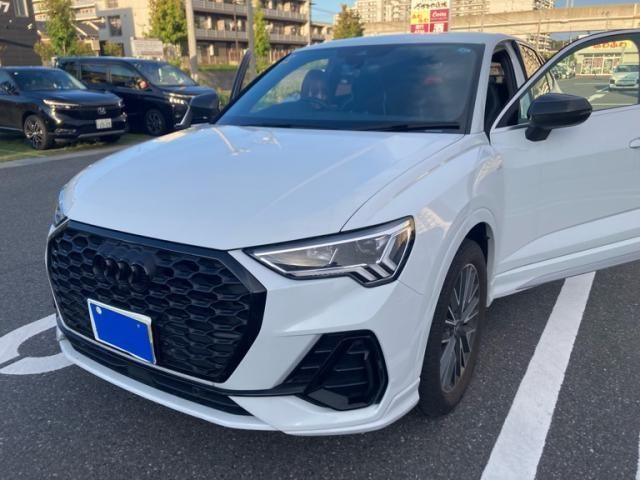 AUDI / AUDI Q3 SPORTBACK
