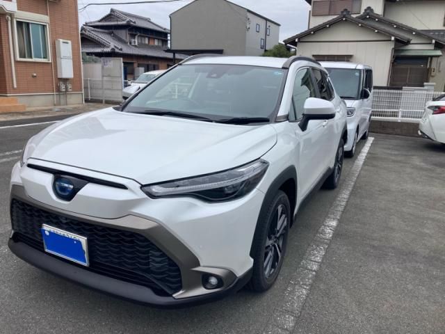 Japanese used car Ref# 1688067 TOYOTA / COROLLA CROSS HYBRID