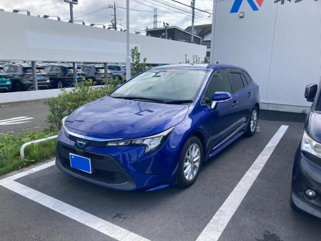 TOYOTA / COROLLA TOURING HYBRID