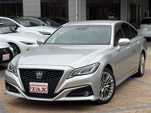 TOYOTA / CROWN sedan hybrid