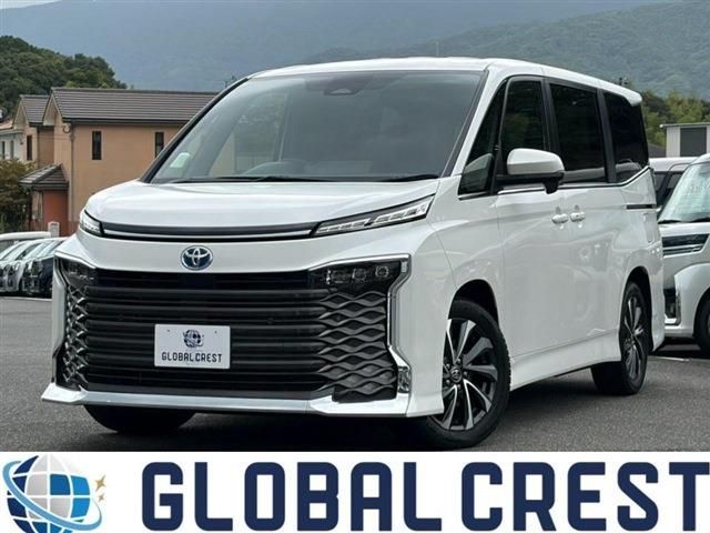 TOYOTA / VOXY HYBRID