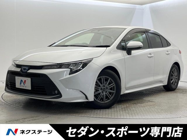 TOYOTA / COROLLA sedan HYBRID 4WD