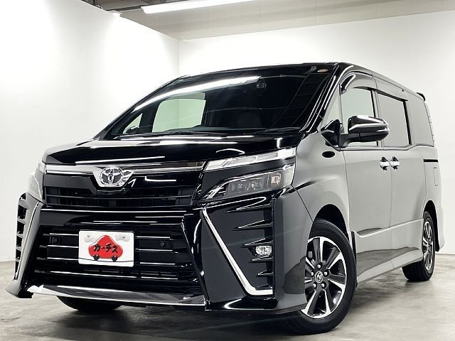 TOYOTA / VOXY