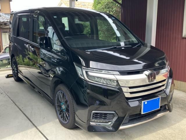 HONDA / ステップワゴンスパーダＨＶ