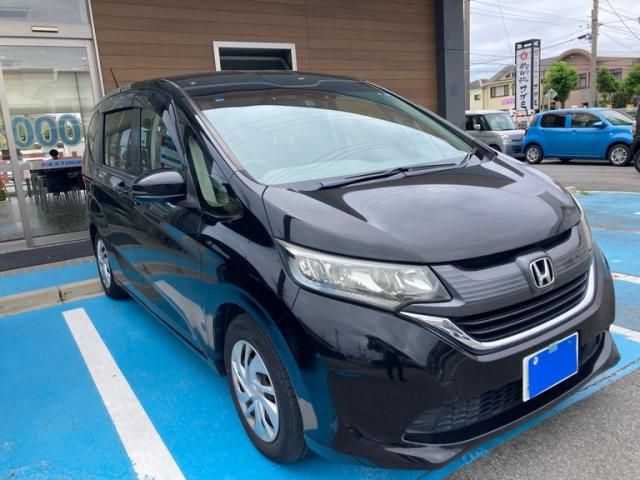 HONDA / FREED