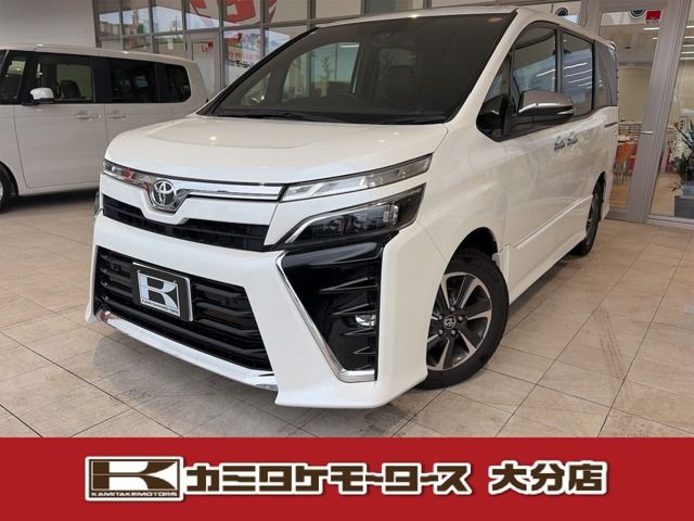 TOYOTA / VOXY