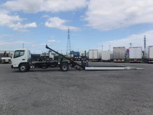 MITSUBISHI / CANTER