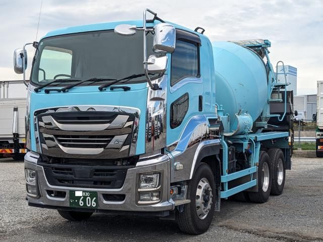 ISUZU / GIGA
