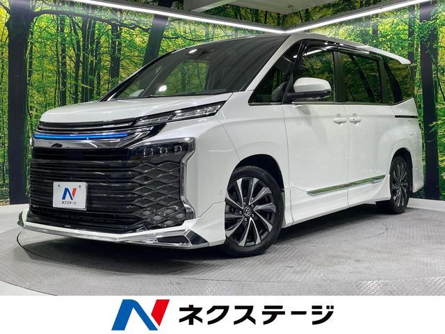 TOYOTA / VOXY