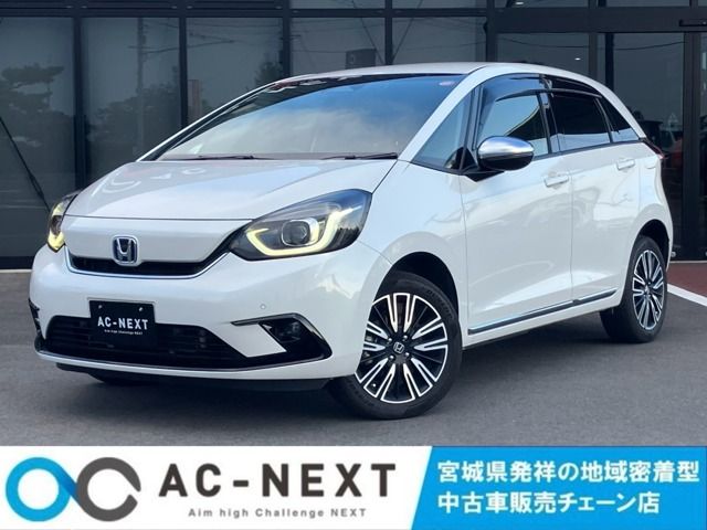 HONDA / FIT e:HEV 4WD