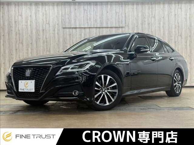 TOYOTA / CROWN sedan hybrid