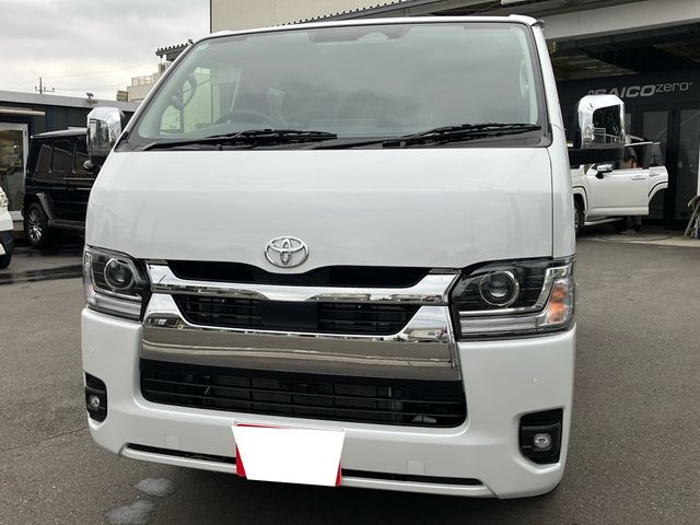 TOYOTA / HIACE van 4WD