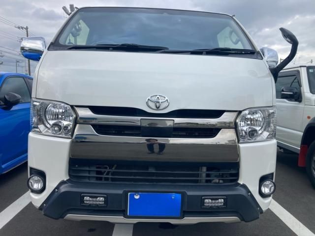 Japanese used car Ref# 1689602 TOYOTA / HIACE van 4WD