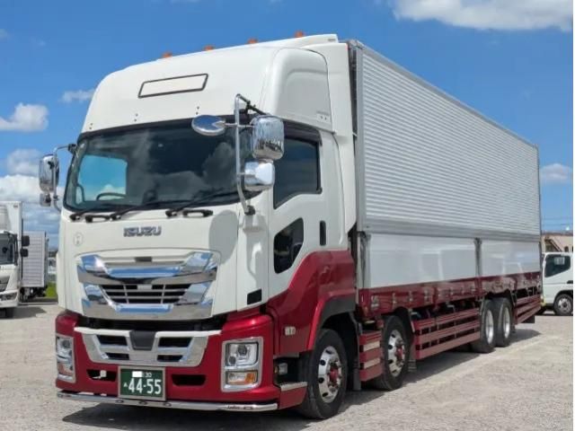 ISUZU / GIGA