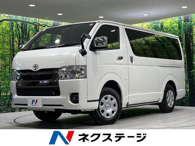 TOYOTA / HIACE van 4WD