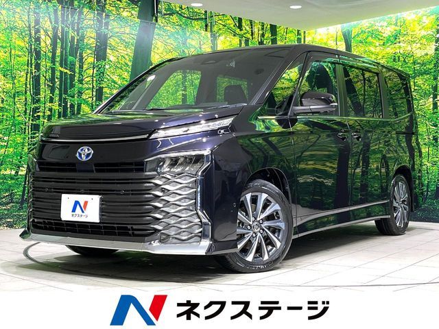 TOYOTA / VOXY HYBRID