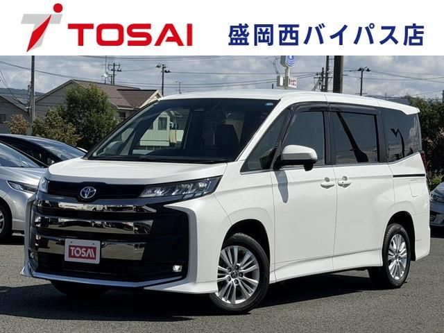TOYOTA / NOAH HYBRID 4WD