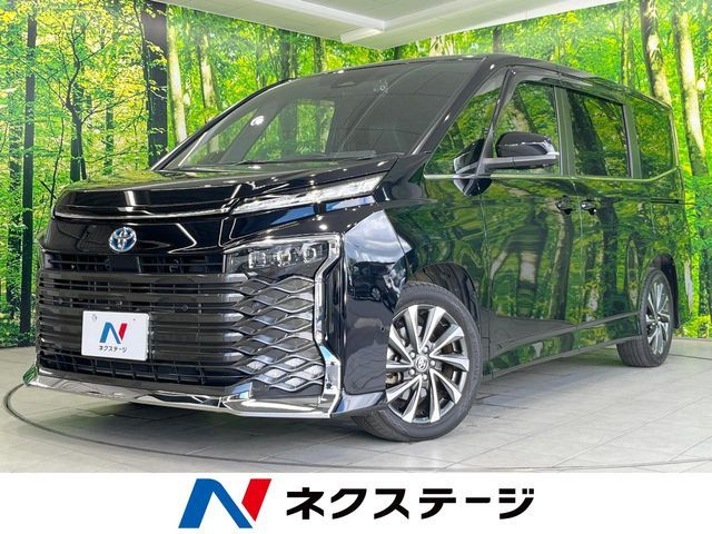 TOYOTA / VOXY HYBRID