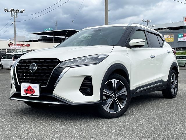 NISSAN / KICKS