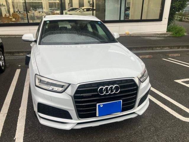 AUDI / AUDI Q3