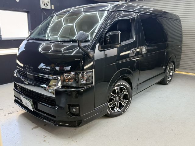 TOYOTA / HIACE wagon