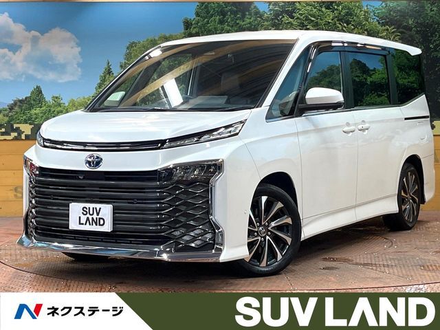 TOYOTA / VOXY HYBRID