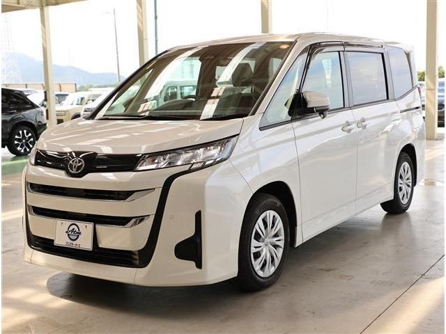 TOYOTA / NOAH