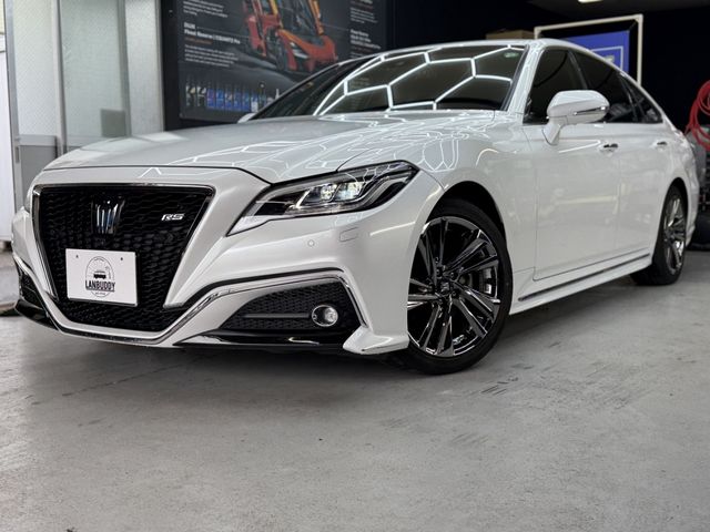 TOYOTA / CROWN sedan hybrid