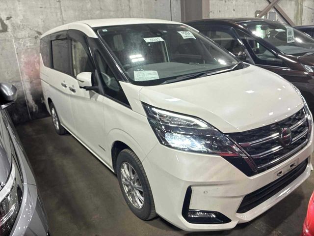 NISSAN / SERENA  S-HYBRID 4WD