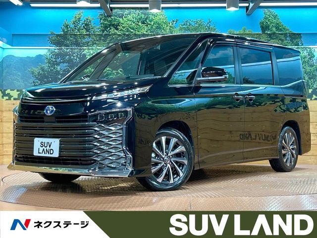 TOYOTA / VOXY HYBRID