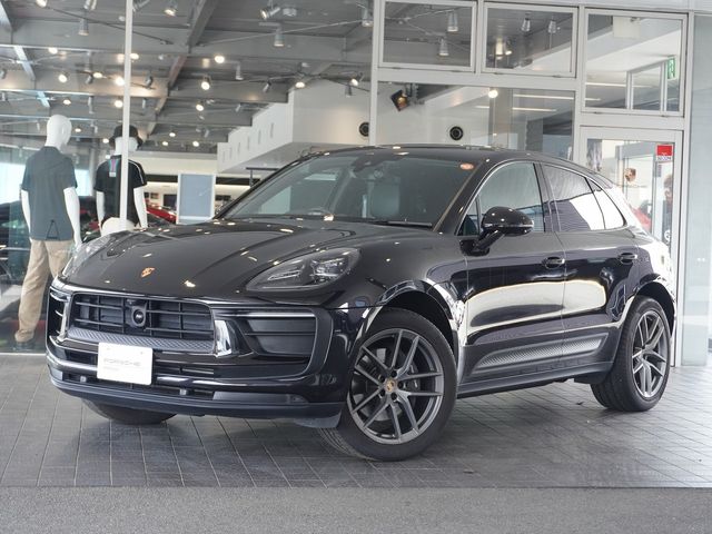 PORSCHE / PORSCHE Macan