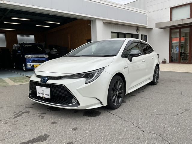 TOYOTA / COROLLA TOURING HYBRID 4WD