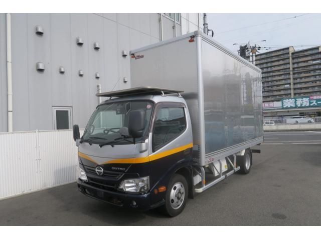 HINO / DUTRO