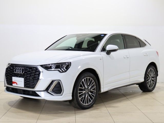 AUDI / AUDI Q3 SPORTBACK
