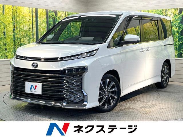 TOYOTA / VOXY