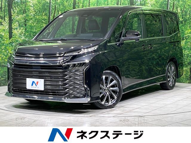 TOYOTA / VOXY