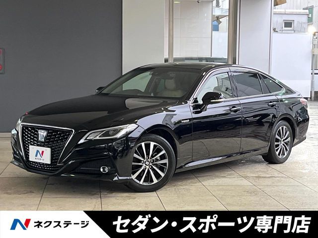 TOYOTA / CROWN sedan hybrid