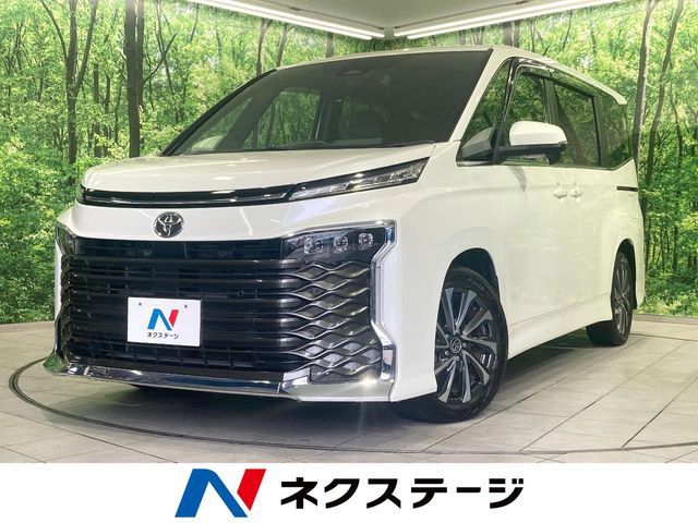 TOYOTA / VOXY