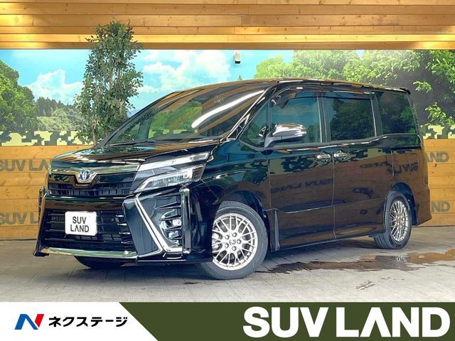 TOYOTA / VOXY HYBRID