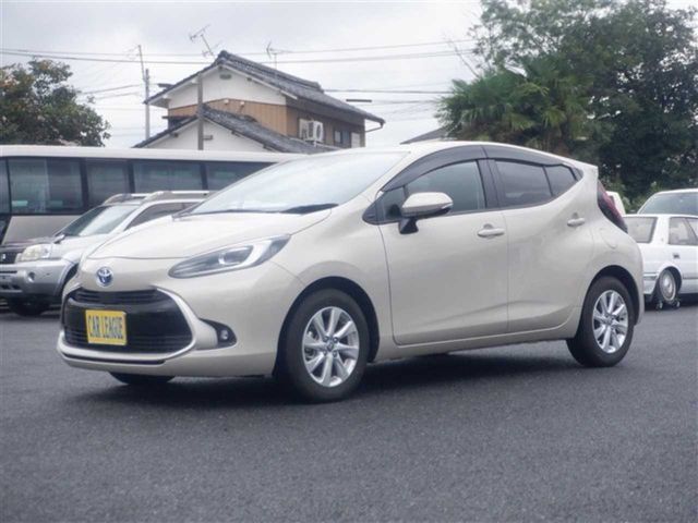 TOYOTA / AQUA