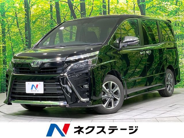 TOYOTA / VOXY